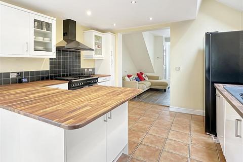 3 bedroom terraced house for sale, Suez Road, Cambridge CB1