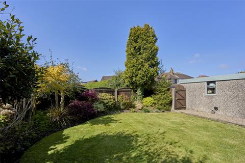 6 bedroom link detached house for sale, Castleton Road, Thornham, Royton, Oldham, OL2