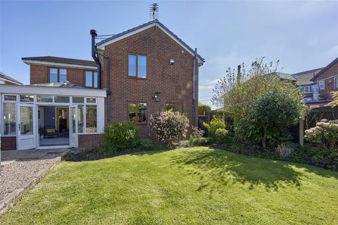 6 bedroom link detached house for sale, Castleton Road, Thornham, Royton, Oldham, OL2