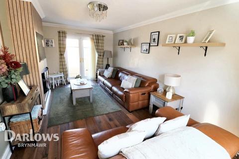 4 bedroom semi-detached house for sale, Lakeside Way, Nantyglo