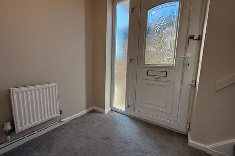 3 bedroom semi-detached house to rent, 1 Glen AlmondBiltonEast Yorkshire
