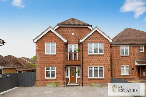 4 bedroom detached house for sale, Botley Road, Eastleigh SO50