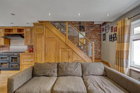 2 bedroom semi-detached house for sale, Thornfield Road, Darlington