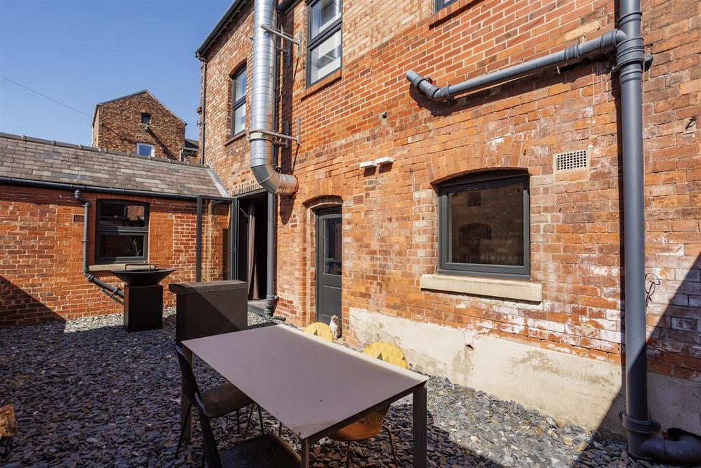 Alma Terrace 36.jpg