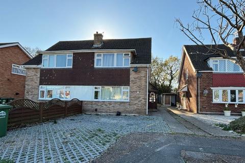 95 Denman Drive, Ashford, TW15 2AP