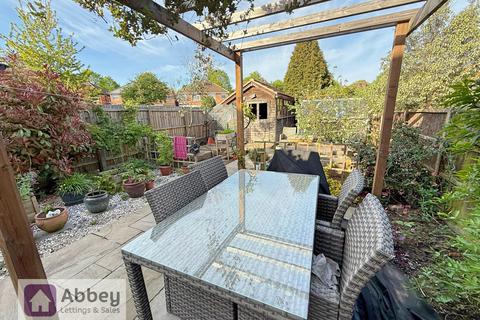 3 bedroom end of terrace house for sale, Buckminster Road, Leicester, LE3