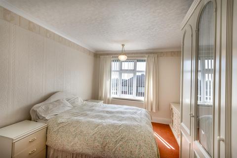 13 Brecks Crescent, Rotherham, S65 3HZ
