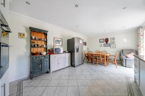 4 bedroom bungalow for sale, Locks Road, Locks Heath, Southampton, Hampshire, SO31