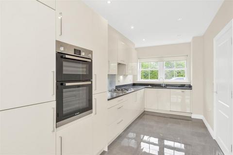 7 Baulk Close, Harpenden, AL5 4FJ