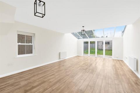 7 Baulk Close, Harpenden, AL5 4FJ