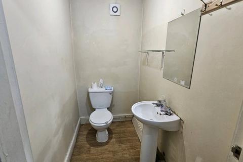 1 bedroom flat to rent, Wellington Road South, Stockport SK2