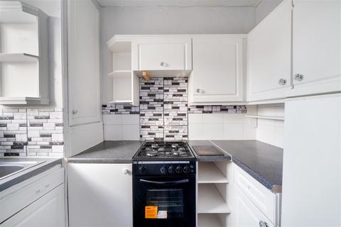 8, Preston Court York Road, Northwood, HA6 1JW