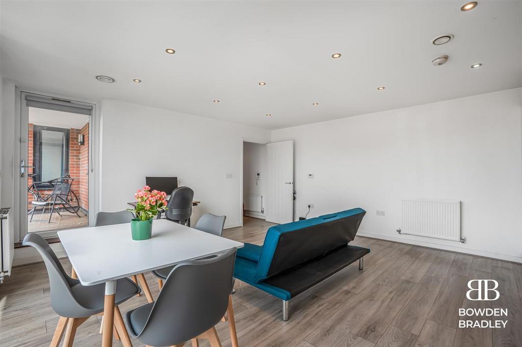 Kitchen/Living Room