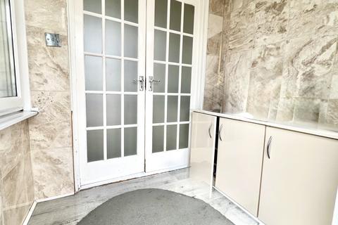 undefined, Hadley Gardens, Southall, Greater London, UB2