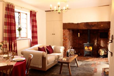 2 bedroom manor house to rent, Chelston Manor, Wellington, Chelston, TA21