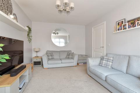 50 Bramling Way, Rainham, Gillingham, ME8 8FG
