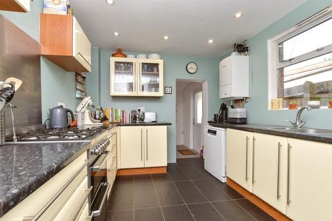 6 Croham Road, South Croydon, CR2 7BA