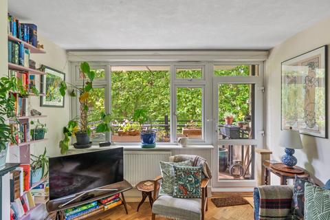 3 bedroom apartment for sale, Highbury New Park, London, N5