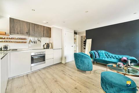 2 bedroom flat for sale, Chertsey Street, Surrey GU1