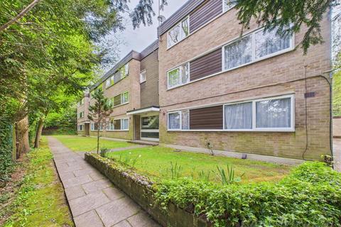 2 bedroom flat for sale, Hawkhirst Road, Kenley