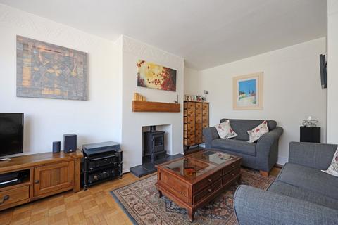 2 Cherry Tree Close, Trentham, Stoke-on-trent, ST4 8LZ