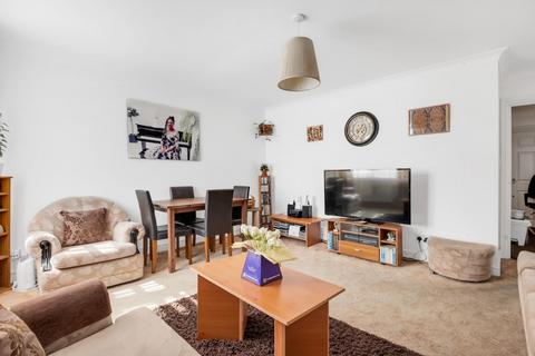 2 bedroom flat for sale, Albion Road, London, N16