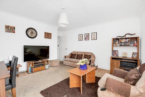 2 bedroom flat for sale, Albion Road, London, N16