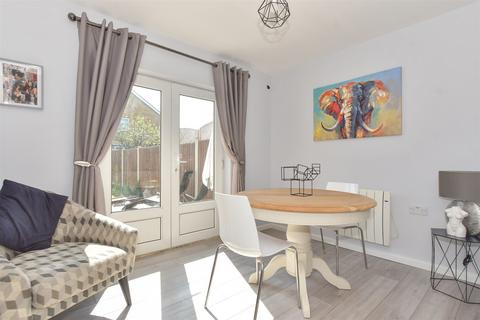 2 bedroom semi-detached bungalow for sale, Belchamps Road, Wickford, Essex