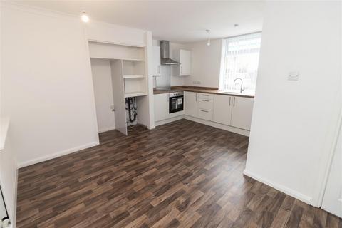 3 bedroom end of terrace house for sale, Links Green, Gosforth