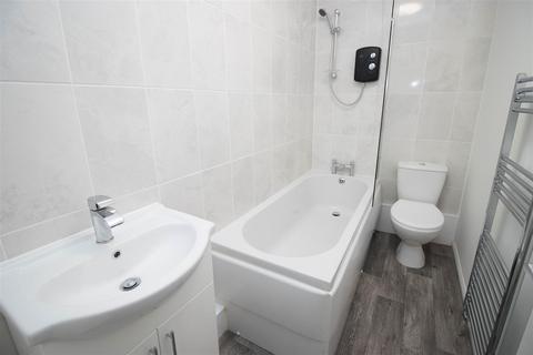 3 bedroom end of terrace house for sale, Links Green, Gosforth