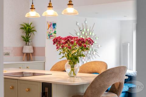 undefined, Lower Guildford Road, Knaphill, Woking, Surrey, GU21