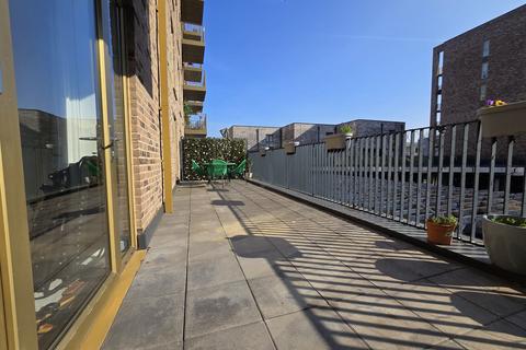 2 bedroom flat for sale, Chelmsford