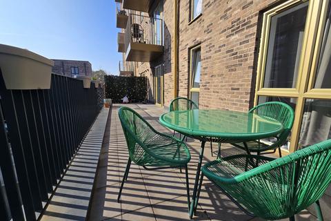 2 bedroom flat for sale, Chelmsford