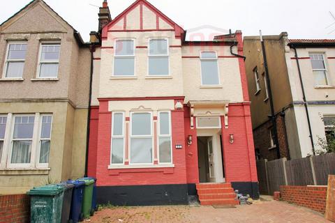 2 bedroom flat to rent, Hendon, NW4