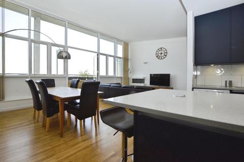 2 bedroom flat for sale, Jedburgh Road, Plaistow