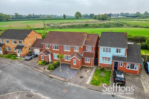 4 bedroom semi-detached house for sale, Maidens Close, Norwich, Norfolk