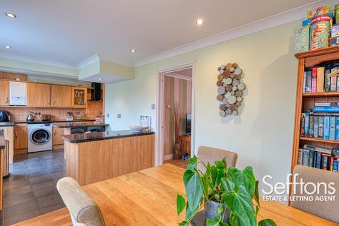 4 bedroom semi-detached house for sale, Maidens Close, Norwich, Norfolk