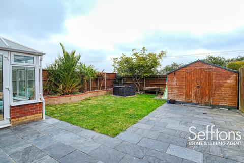 4 bedroom semi-detached house for sale, Maidens Close, Norwich, Norfolk