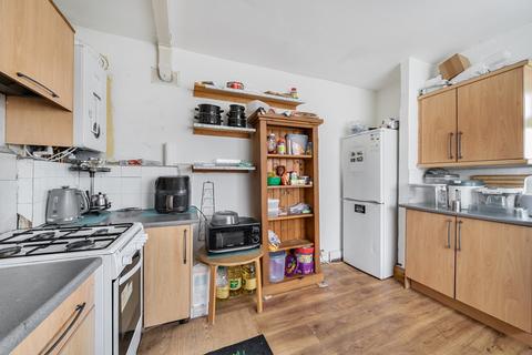 23a Highcroft Avenue, Wembley, HA0 1TF