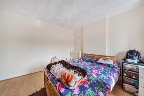 23a Highcroft Avenue, Wembley, HA0 1TF