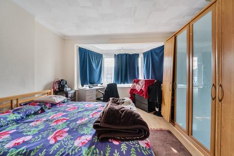 23a Highcroft Avenue, Wembley, HA0 1TF