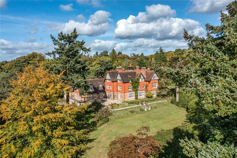 8 bedroom detached house for sale, Farnham Lane, Haslemere, Surrey, GU27