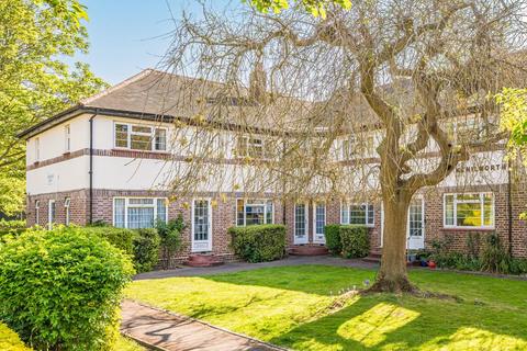 Hampton Road, Twickenham TW2