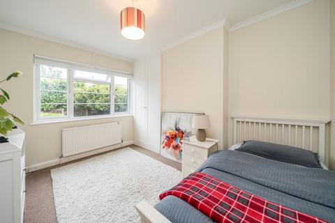undefined, Hampton Road, Twickenham TW2