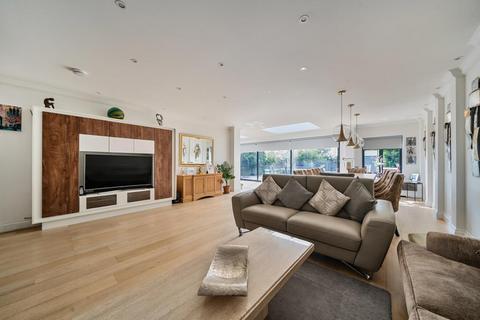 undefined, Embry Way, Stanmore HA7