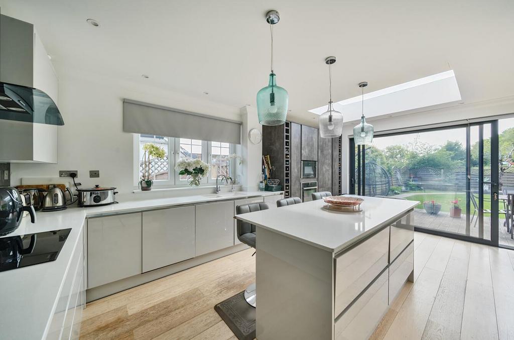 Davidson Frost-Wellings, DFW, Embry Way, Stanmore,