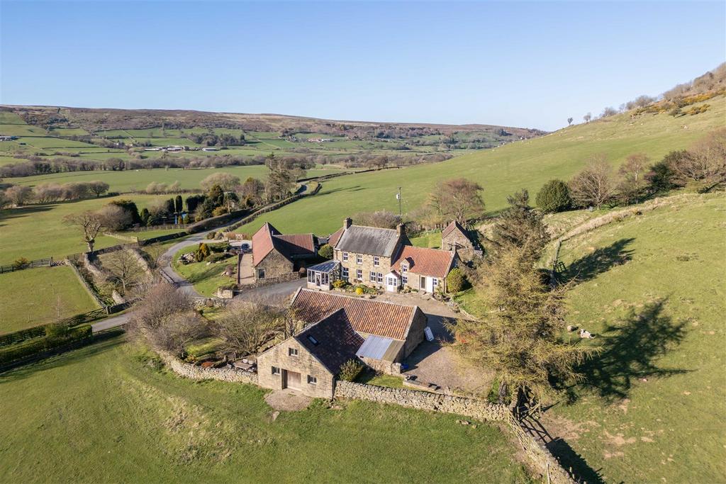 High Gill Beck Farm Aerial-6.jpg