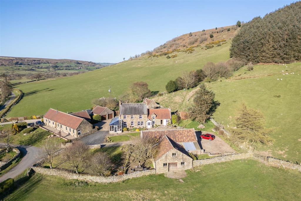 High Gill Beck Farm Aerial-7.jpg