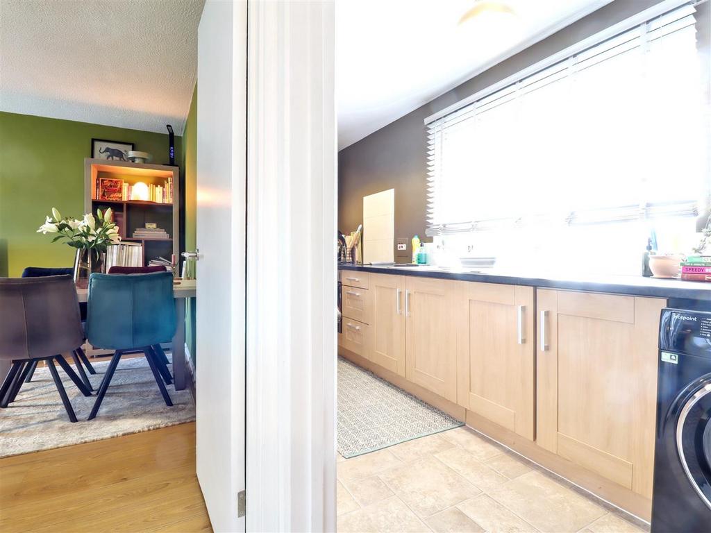 Kitchen/dining area