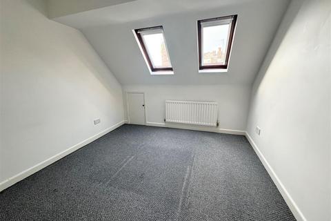1 bedroom apartment to rent, Westgate Court, Exeter